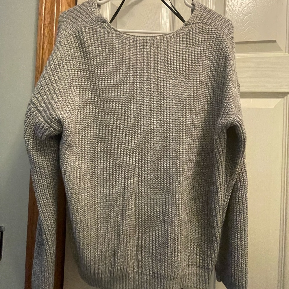 Grey knit forever 21 V-Neck sweater
